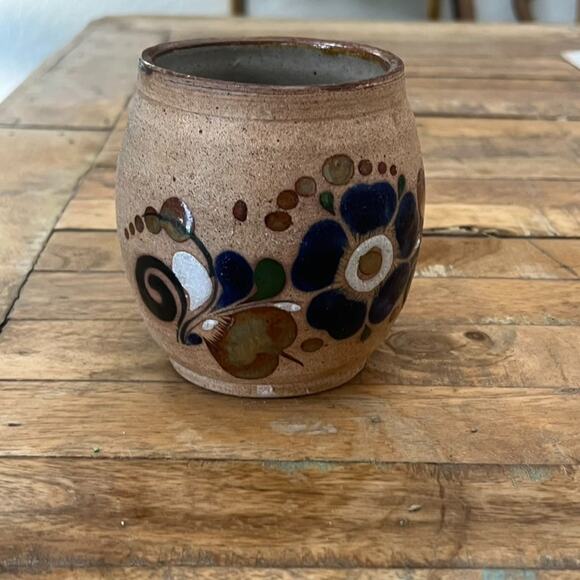 Vintage Mexican Folk Art Pottery Tonala Sand Mug Floral Design Signed - Picture 2 of 12